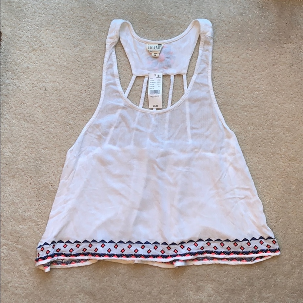 BOGO🎉 Boho White strappy tank top w/ embroidery